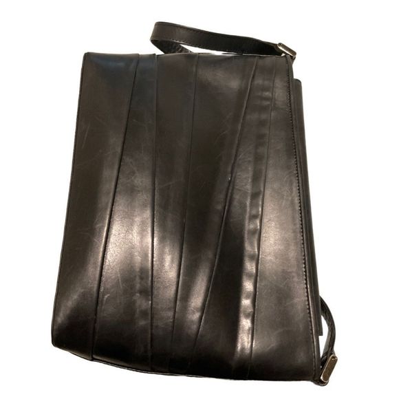 COPY - Stuart Weitzman Black Leather Purse shoulder bag - Picture 2 of 6
